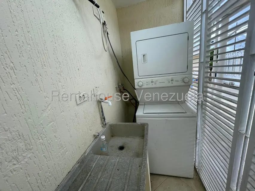Casa (1 Nivel) en Alquiler en La N, Zulia - 17
