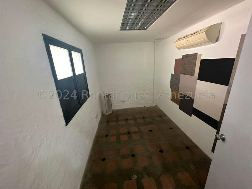 Comercial (Local Comercial) en Alquiler en El Hatillo, Distrito Metropolitano - 6