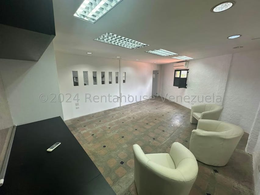 Comercial (Local Comercial) en Alquiler en El Hatillo, Distrito Metropolitano - 9