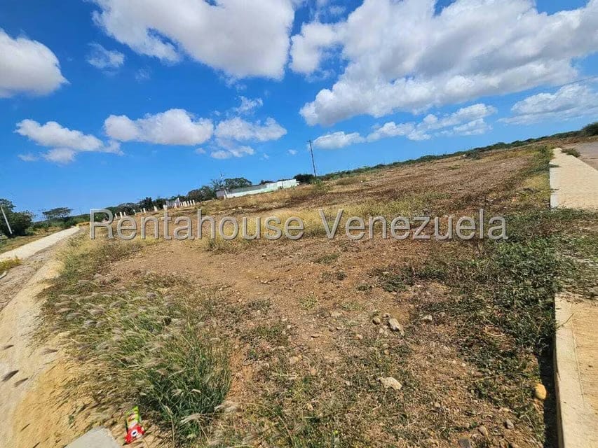 Terreno (Comercial) en Venta en Sector La Floresta, Falcon - 6