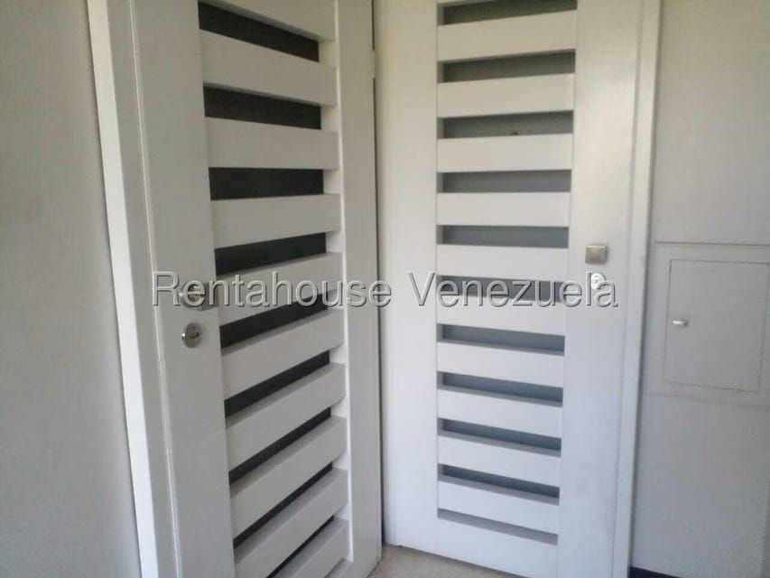 Apartamento (1 Nivel) en Venta en Caurimare, Distrito Metropolitano - 3
