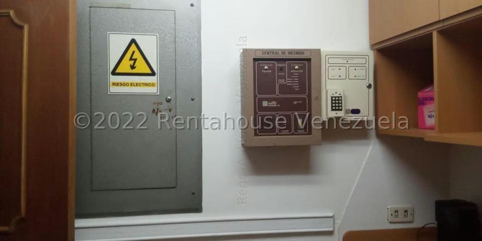 Comercial (Local Comercial) en Alquiler en Los Ruices, Distrito Metropolitano - 15