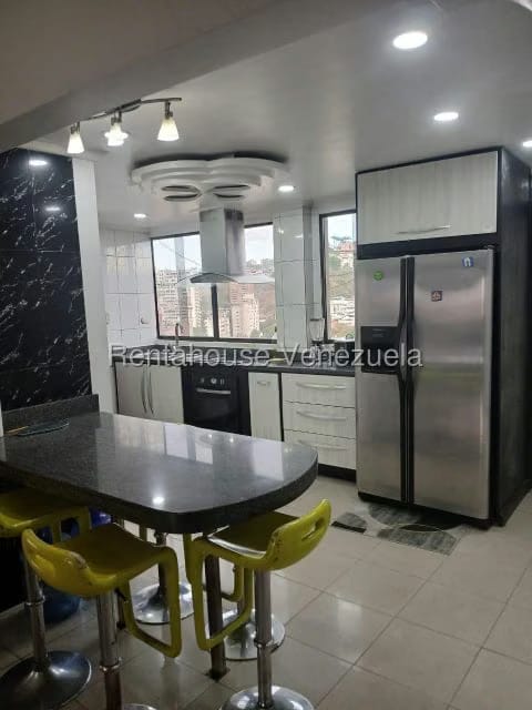 Apartamento (1 Nivel) en Venta en Los Chaguaramos, Distrito Metropolitano - 10