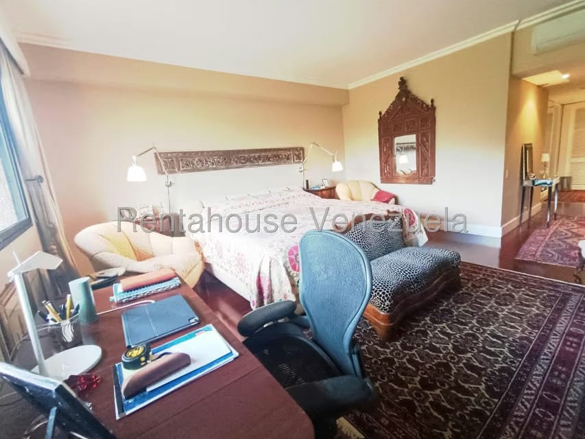 Apartamento (1 Nivel) en Venta en Country Club, Distrito Metropolitano - 11