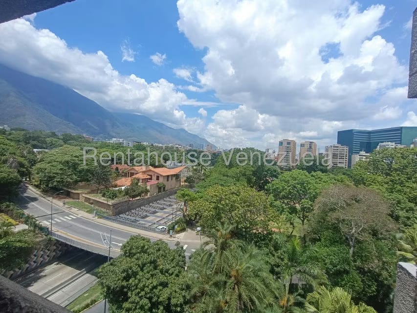 Apartamento (1 Nivel) en Venta en Country Club, Distrito Metropolitano - 13