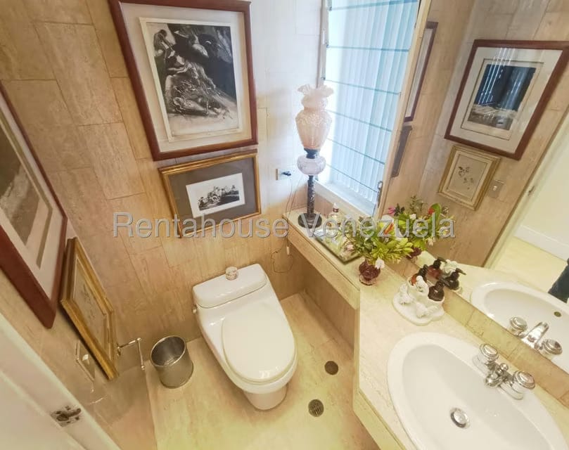 Apartamento (1 Nivel) en Venta en Country Club, Distrito Metropolitano - 27