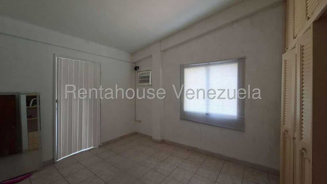 Casa (Duplex) en Venta en Parroquia Concepcion, Lara - 27