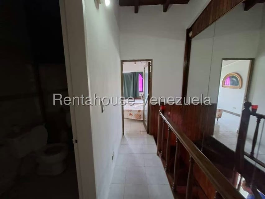 Apartamento (1 Nivel) en Venta en Ciudad Balneario Higuerote, Miranda - 4