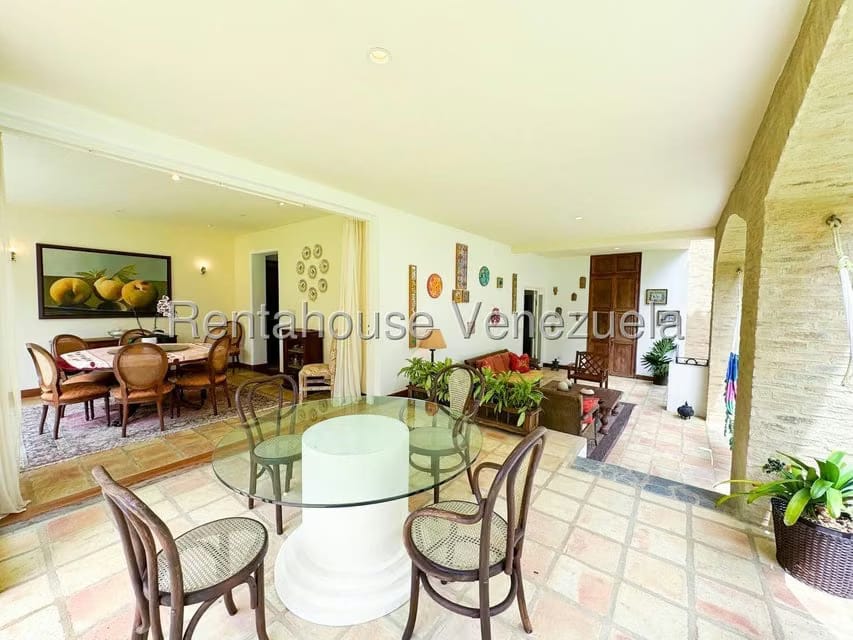 Casa (1 Nivel) en Venta en Oripoto, Distrito Metropolitano - 76