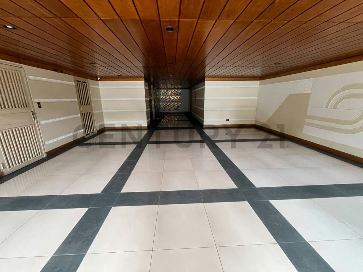 Penthouse de 456 m² con terraza privada de 230 m² en Terrazas del Ávila - 32