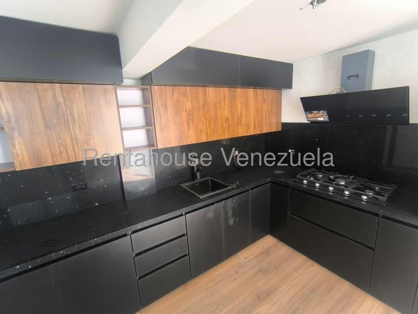 Casa (Duplex) en Venta en El Bosque, Carabobo - 16