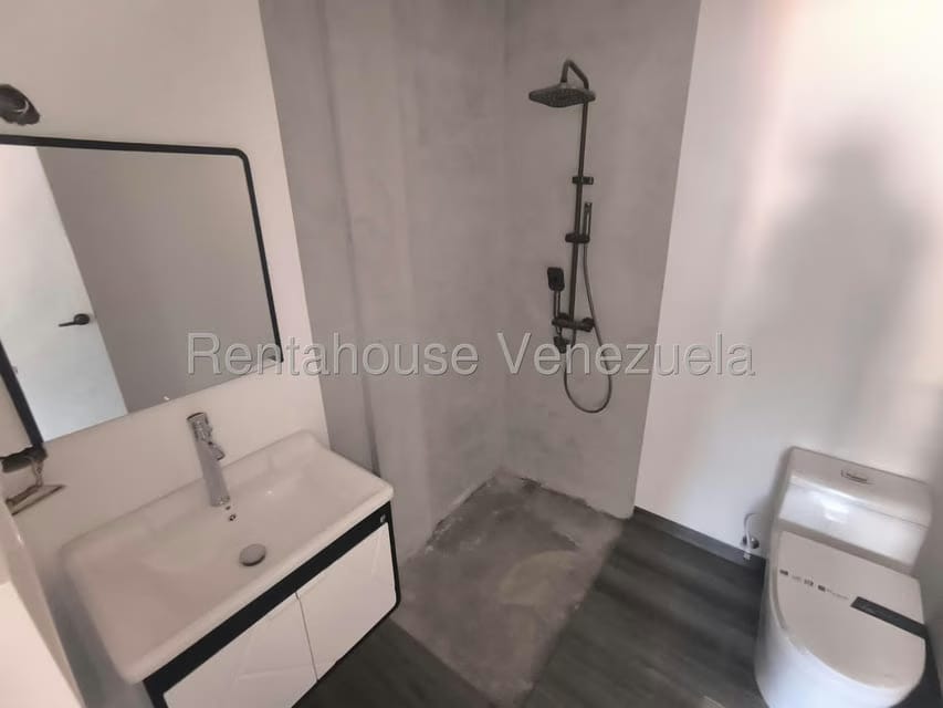 Casa (Duplex) en Venta en El Bosque, Carabobo - 28