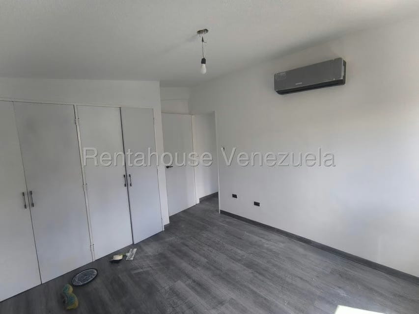 Casa (Duplex) en Venta en El Bosque, Carabobo - 31