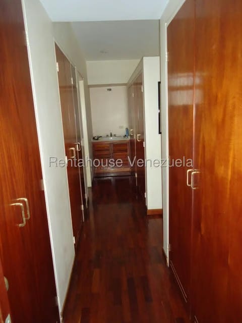 Apartamento (1 Nivel) en Venta en La Campiña, Distrito Metropolitano - 13