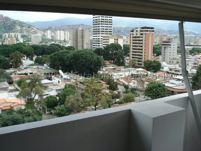 Apartamento (Penthouse) en Venta en El Paraiso, Distrito Metropolitano - 23