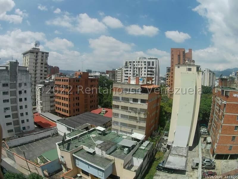 Apartamento (1 Nivel) en Venta en La Florida, Distrito Metropolitano - 13