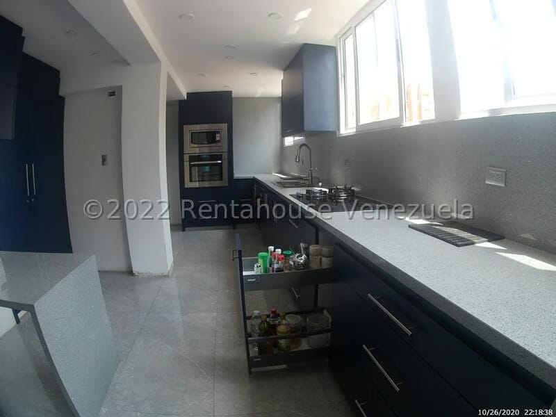 Apartamento (1 Nivel) en Venta en La Florida, Distrito Metropolitano - 19