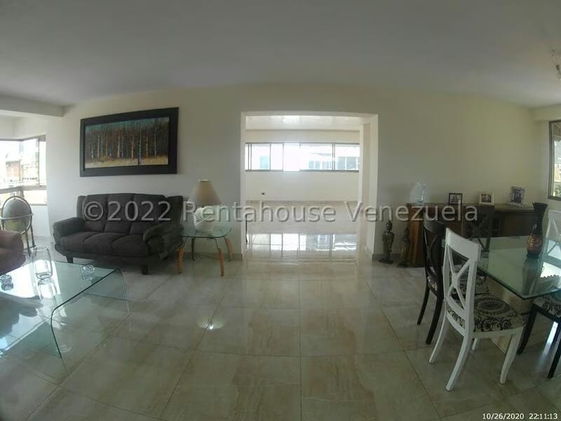 Apartamento (1 Nivel) en Venta en La Florida, Distrito Metropolitano - 8