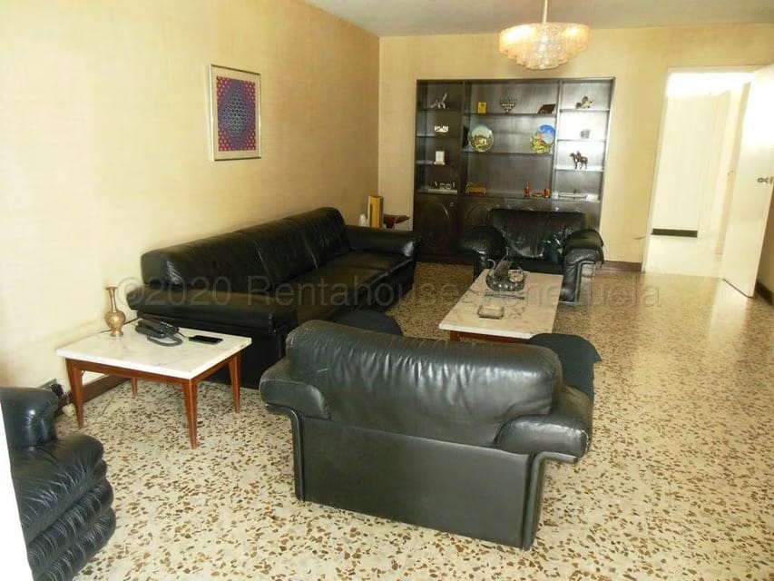Casa (Multipes Niveles) en Venta en San Bernardino, Distrito Metropolitano - 4