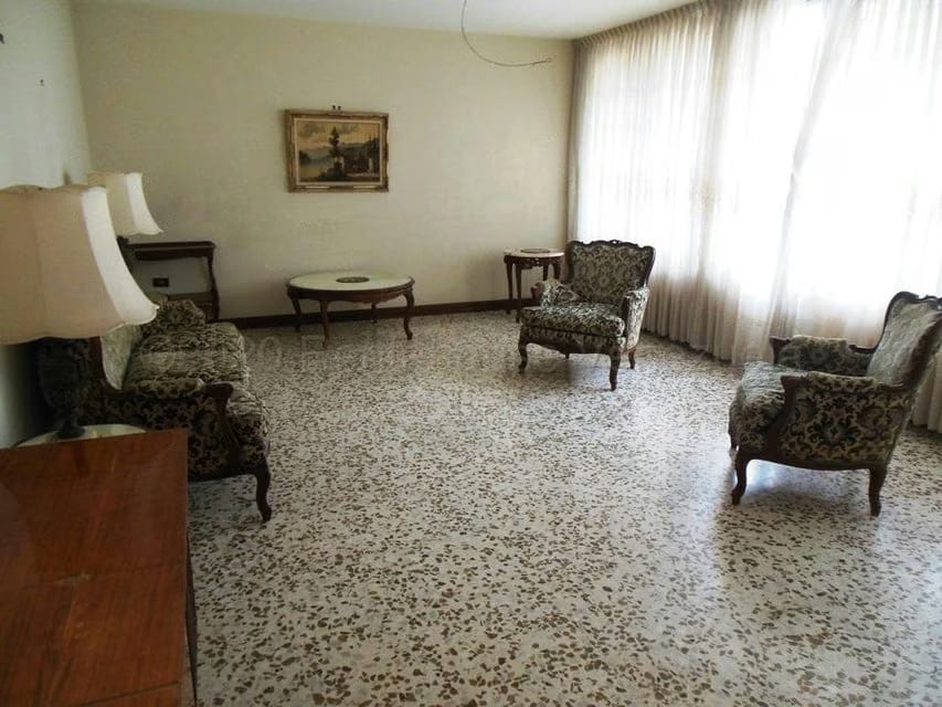 Casa (Multipes Niveles) en Venta en San Bernardino, Distrito Metropolitano - 6