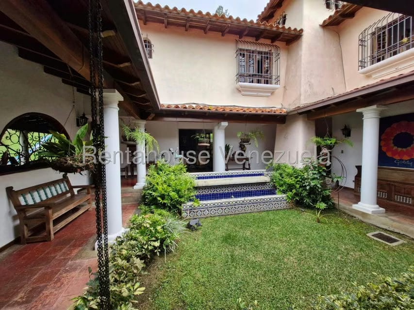 Casa (Duplex) en Venta en La Lagunita Country Club, Distrito Metropolitano - 4