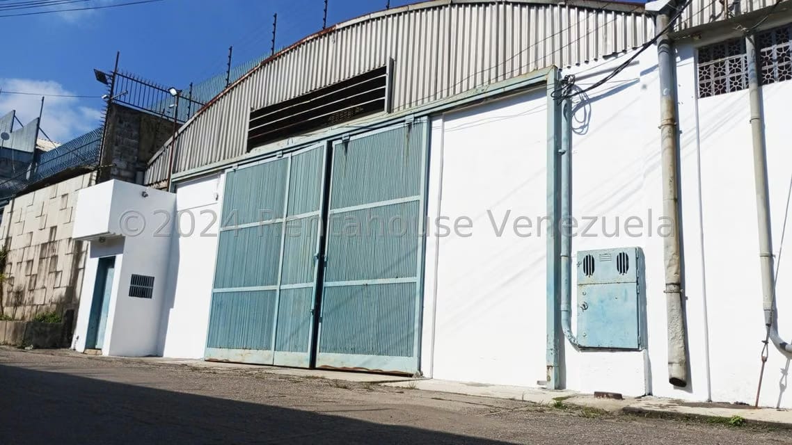 Comercial (Galpon - Deposito) en Venta en Mariche, Distrito Metropolitano