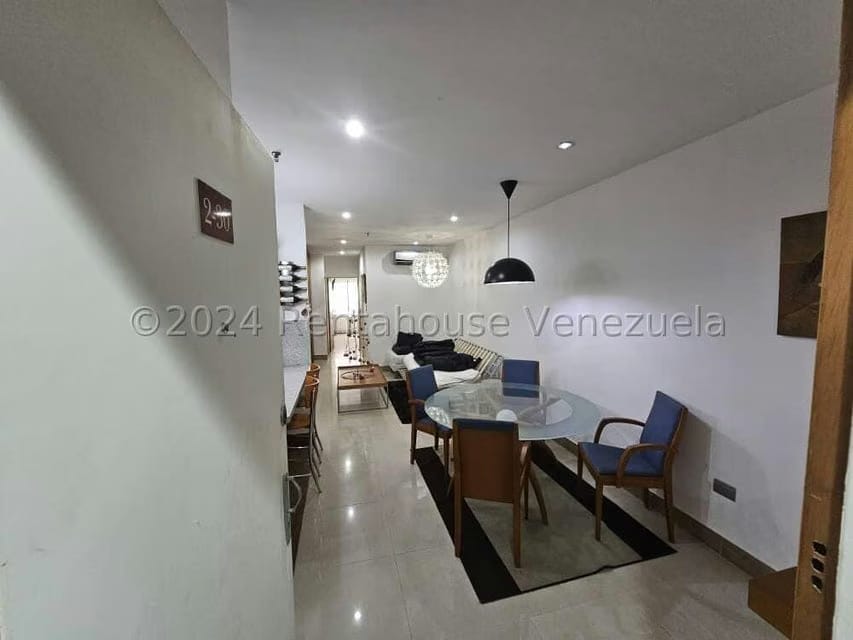 Apartamento (1 Nivel) en Venta en La Boyera, Distrito Metropolitano - 3