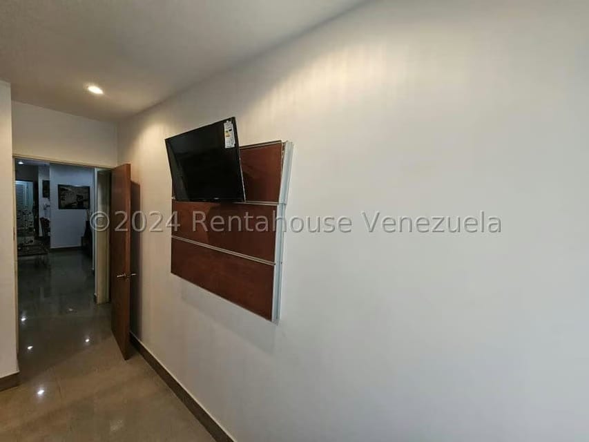 Apartamento (1 Nivel) en Venta en La Boyera, Distrito Metropolitano - 24
