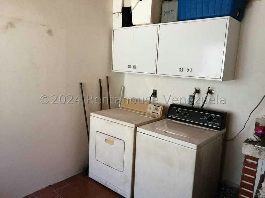 Casa (Duplex) en Venta en Villa Heroica, Miranda - 11