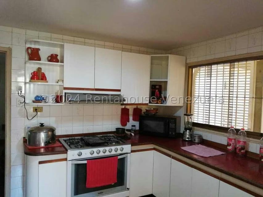 Casa (Duplex) en Venta en Villa Heroica, Miranda - 10