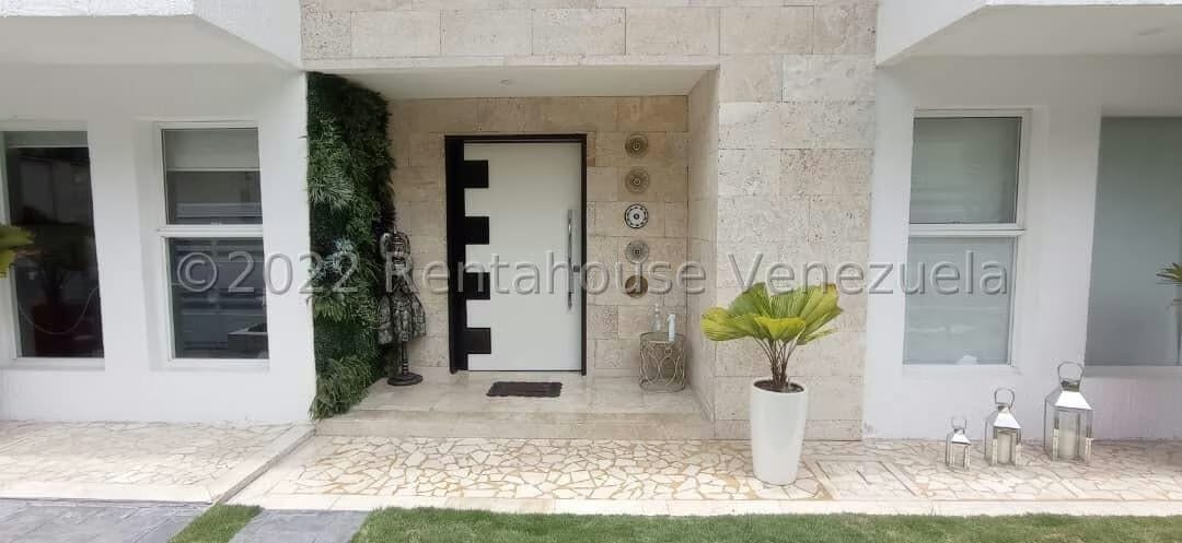 Casa (Duplex) en Venta en Los Salias, Miranda