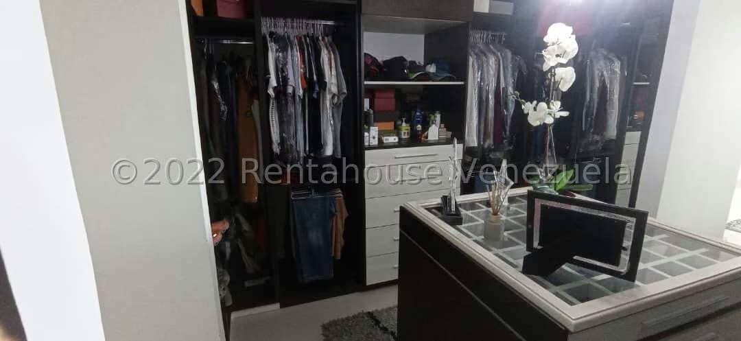 Casa (Duplex) en Venta en Los Salias, Miranda - 23