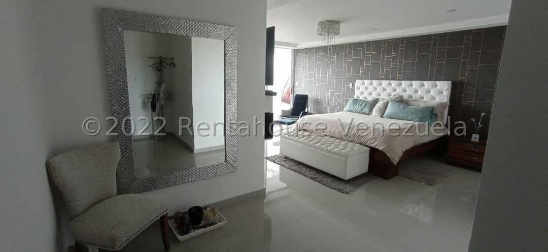 Casa (Duplex) en Venta en Los Salias, Miranda - 27