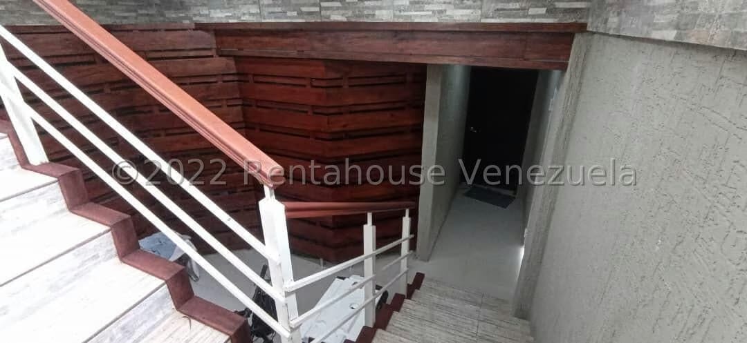 Casa (Duplex) en Venta en Los Salias, Miranda - 57