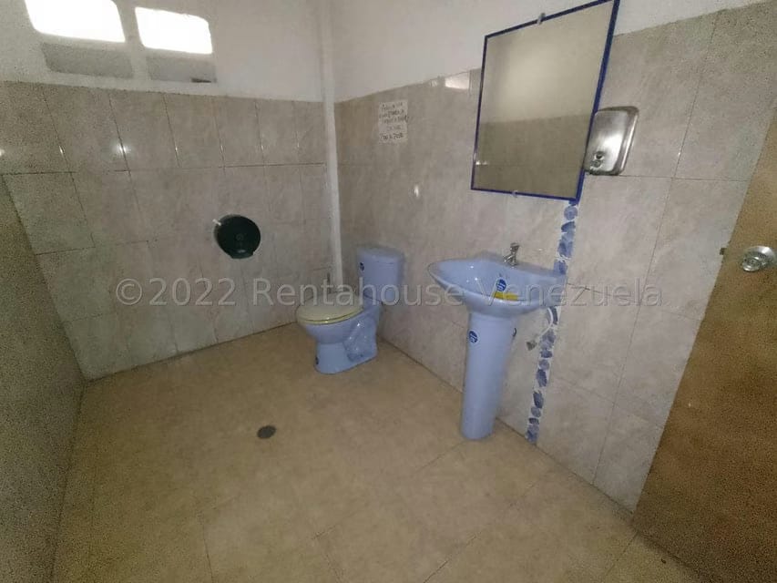 Terreno (Comercial) en Venta en Centro, Aragua - 24