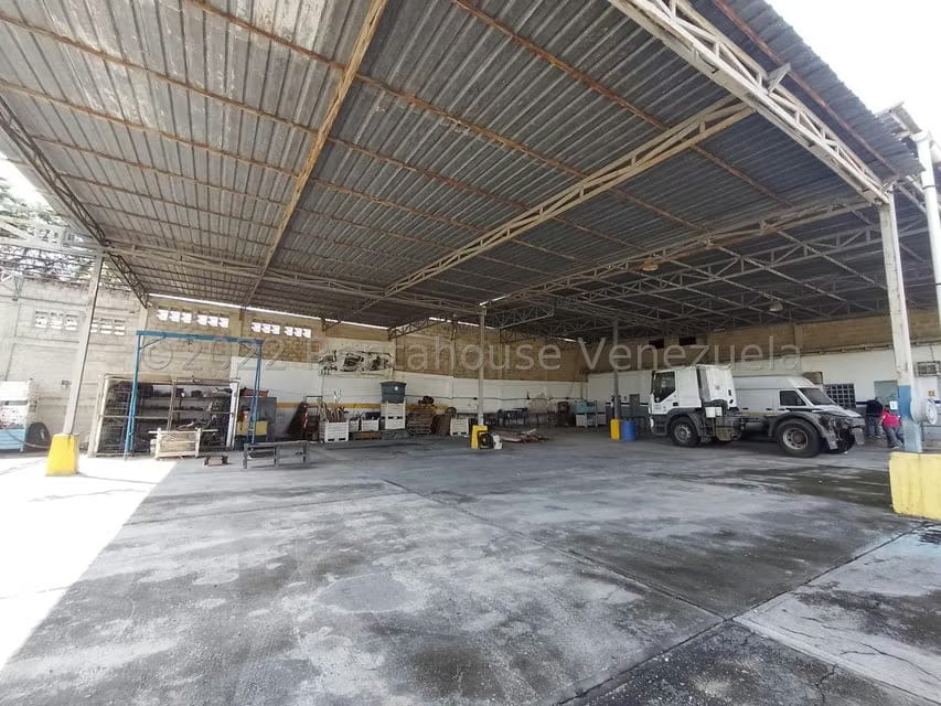 Terreno (Comercial) en Venta en Centro, Aragua - 59