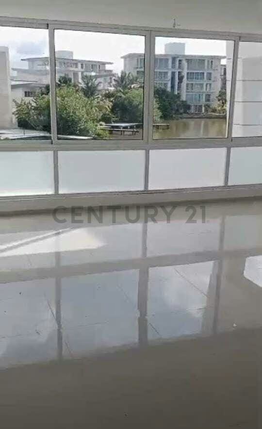 Venta de Villa - 8