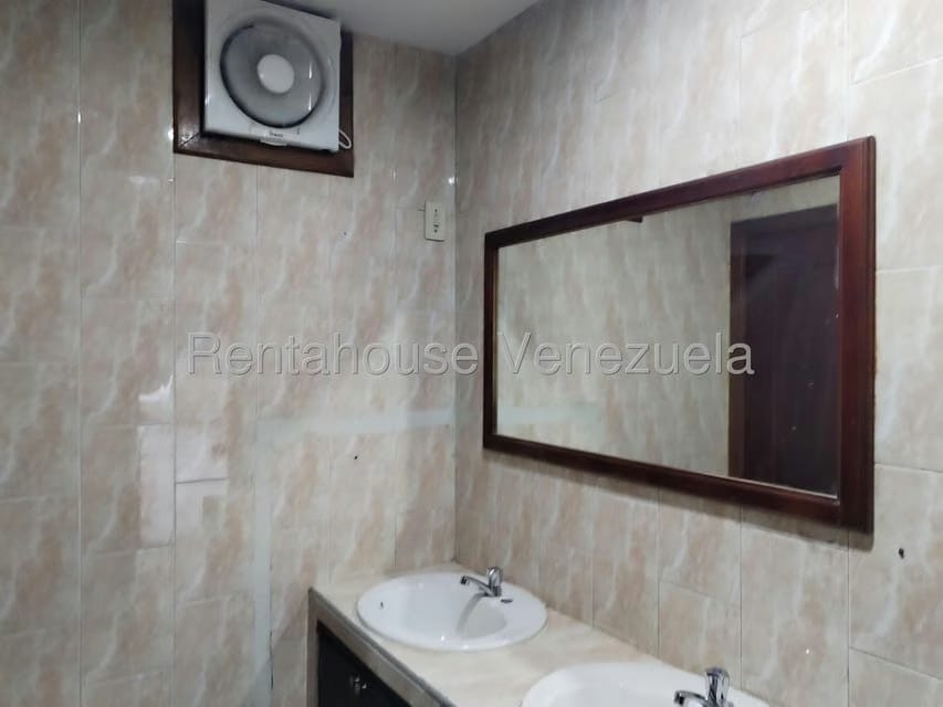 Comercial (Local Comercial) en Alquiler en Avenida Lara, Carabobo - 12
