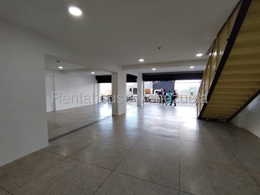 Comercial (Local Comercial) en Alquiler en Avenida Lara, Carabobo - 8