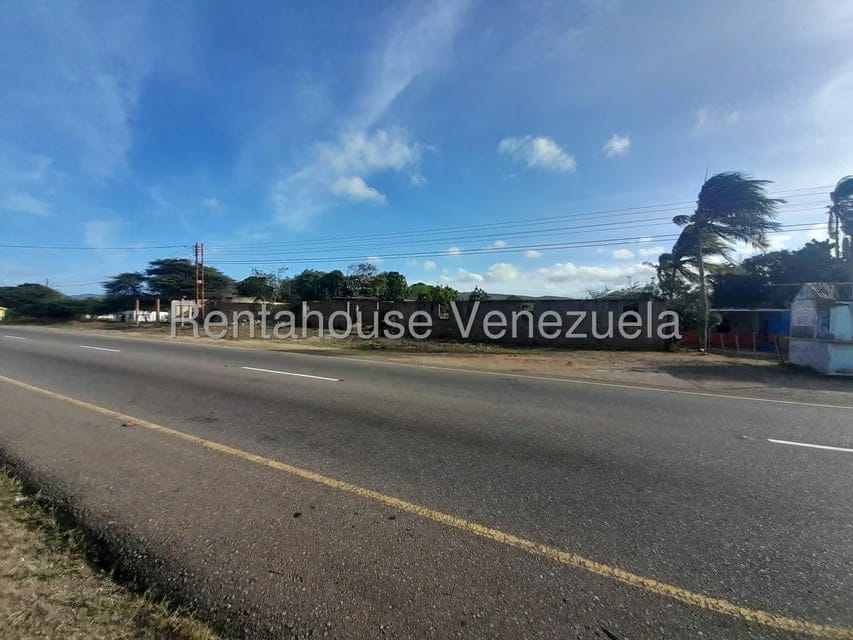 Terreno (Comercial) en Venta en Centro, Falcon - 21