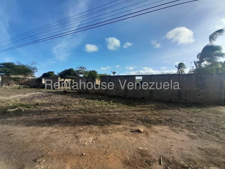 Terreno (Comercial) en Venta en Centro, Falcon - 26
