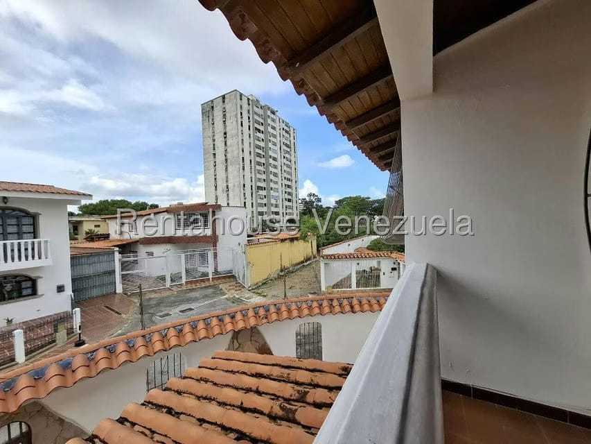 Casa (Duplex) en Venta en Las Trinitarias, Lara - 24