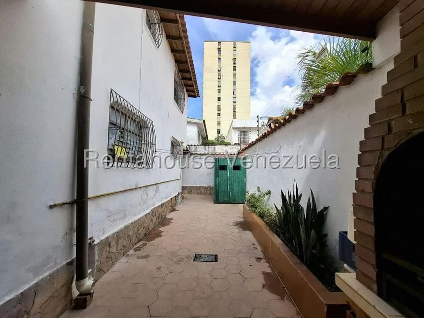 Casa (Duplex) en Venta en Las Trinitarias, Lara - 38