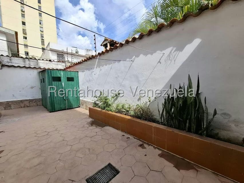 Casa (Duplex) en Venta en Las Trinitarias, Lara - 39