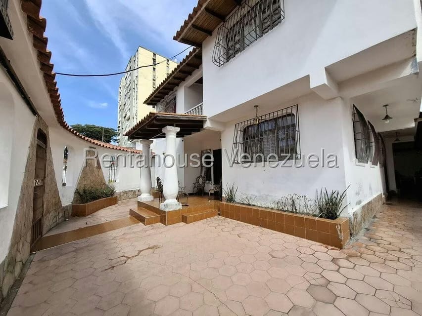 Casa (Duplex) en Venta en Las Trinitarias, Lara - 44