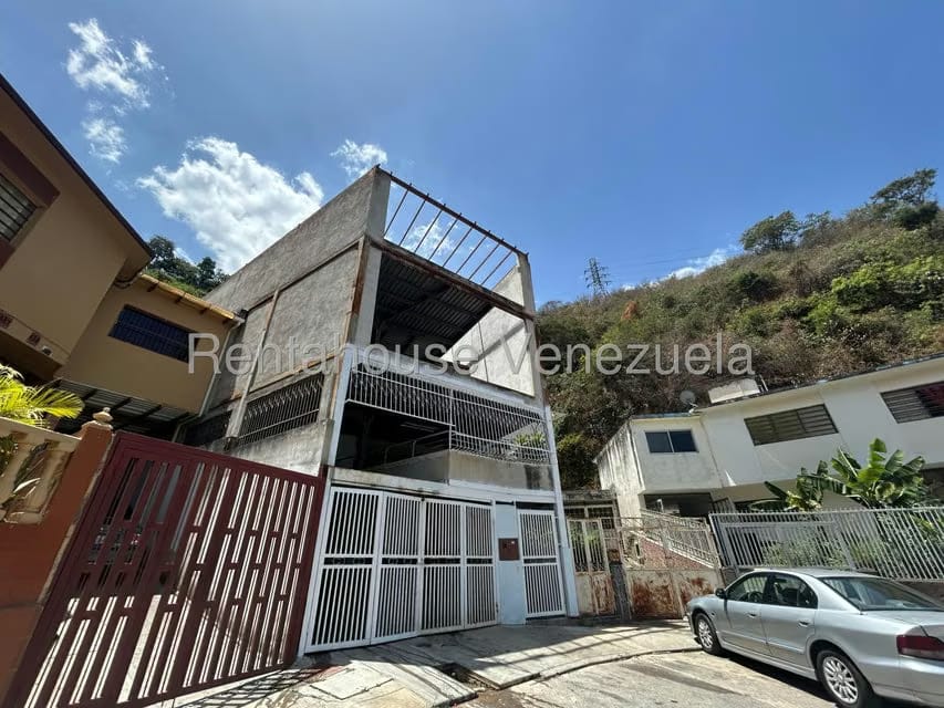 Casa (Multipes Niveles) en Venta en Parroquia Santa Rosalia, Distrito Metropolitano - 2
