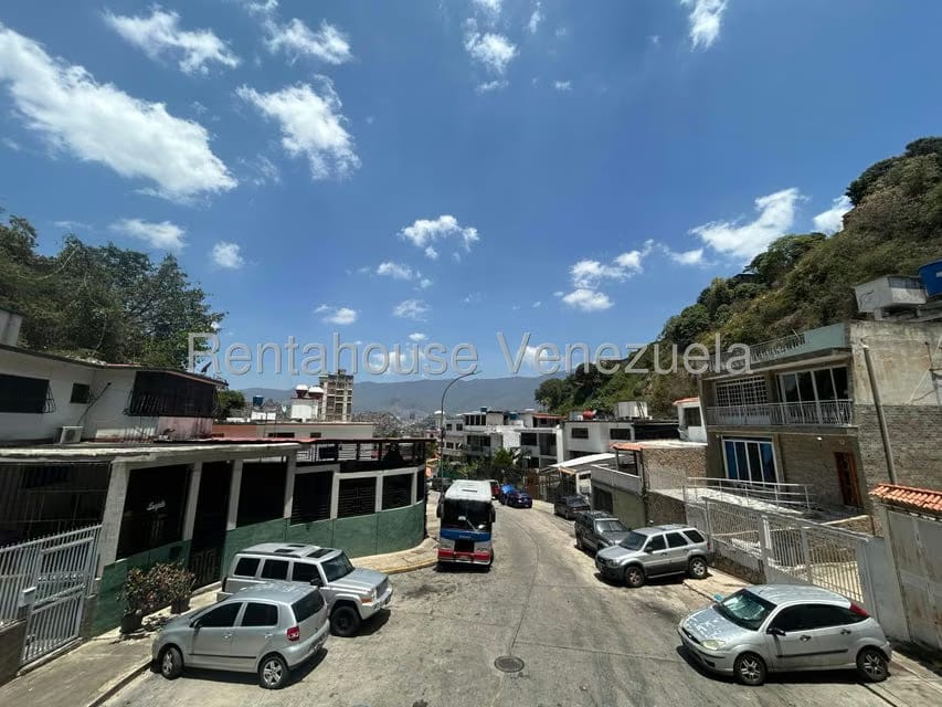 Casa (Multipes Niveles) en Venta en Parroquia Santa Rosalia, Distrito Metropolitano - 15