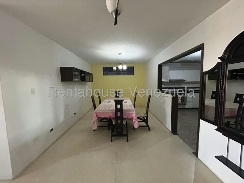 Casa (Multipes Niveles) en Venta en Parroquia Santa Rosalia, Distrito Metropolitano - 9