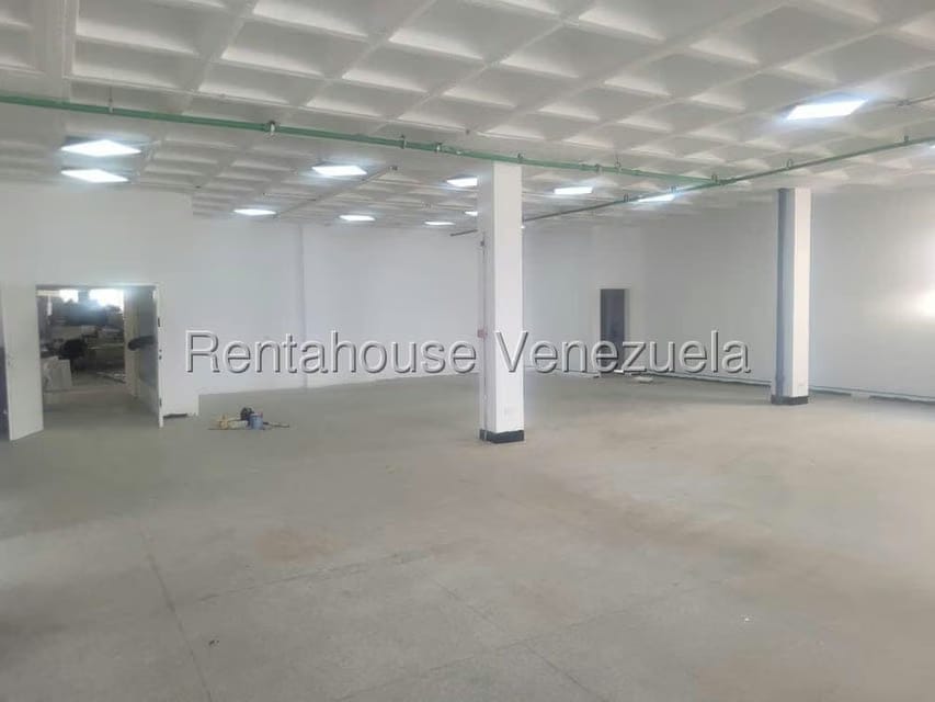 Comercial (Local Comercial) en Alquiler en Boleita Norte, Distrito Metropolitano - 3