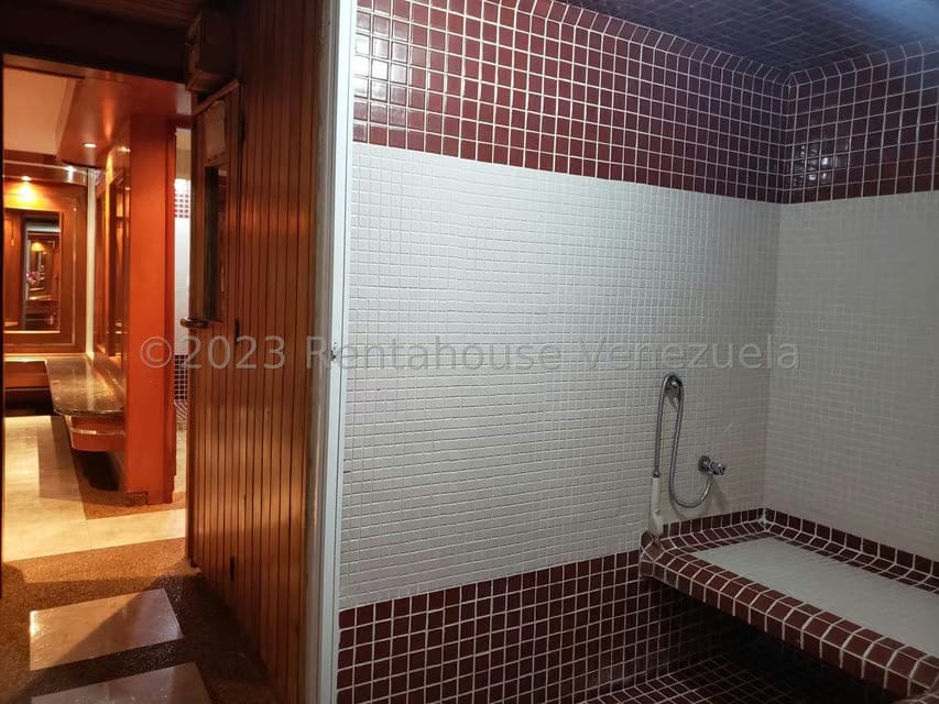 Comercial (Local Comercial) en Venta en Carretera Nacional, Aragua - 13